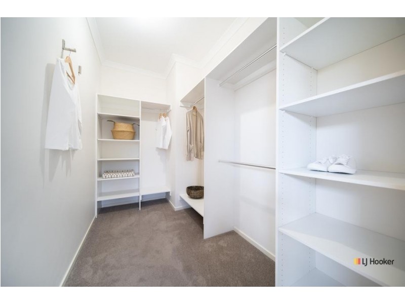 13 Junee Street, Crace ACT 2911