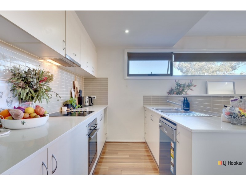 8/16 De Burgh Street, Lyneham ACT 2602