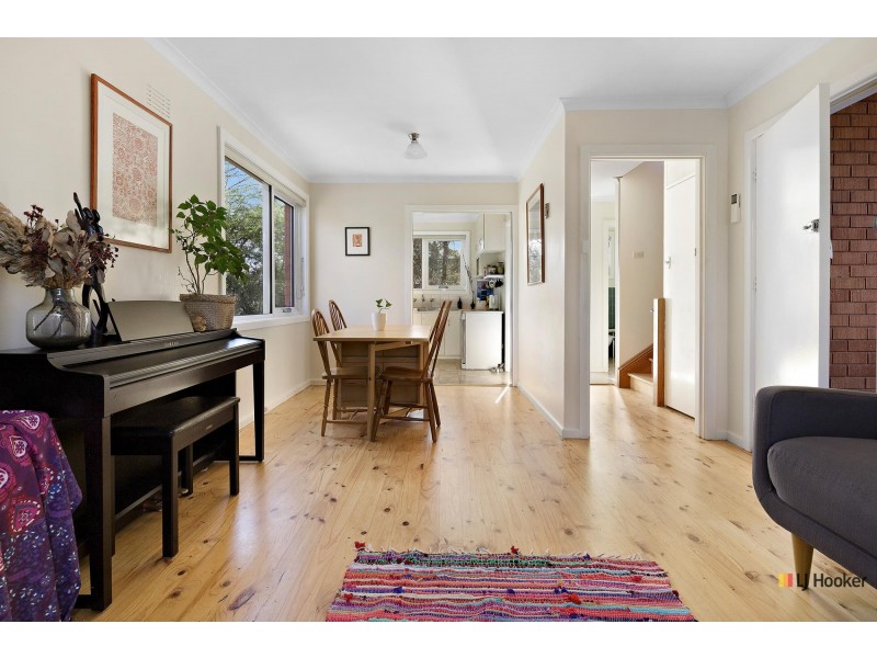 15 Bradfield Street, Downer ACT 2602