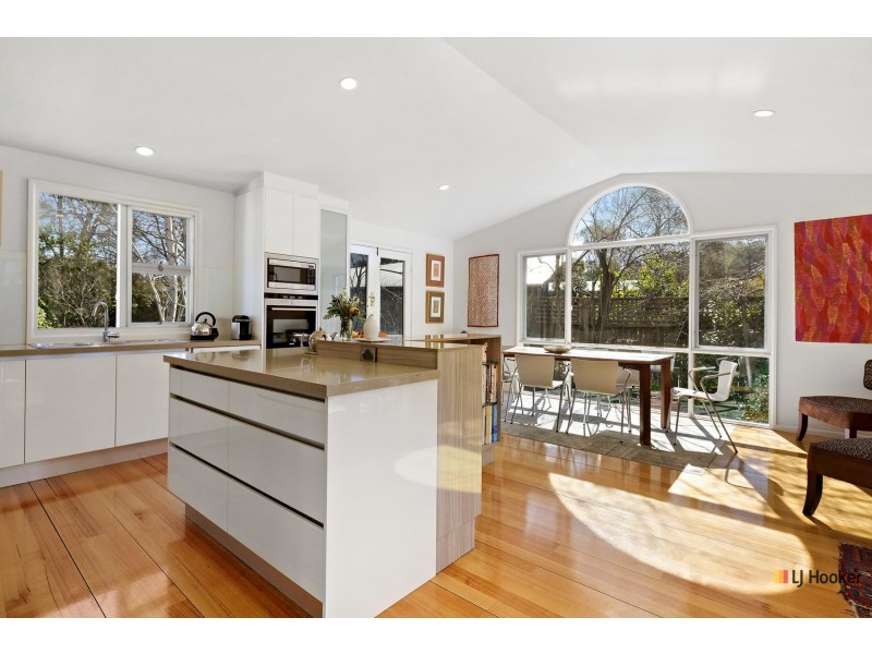 18 Eady Street, Dickson ACT 2602