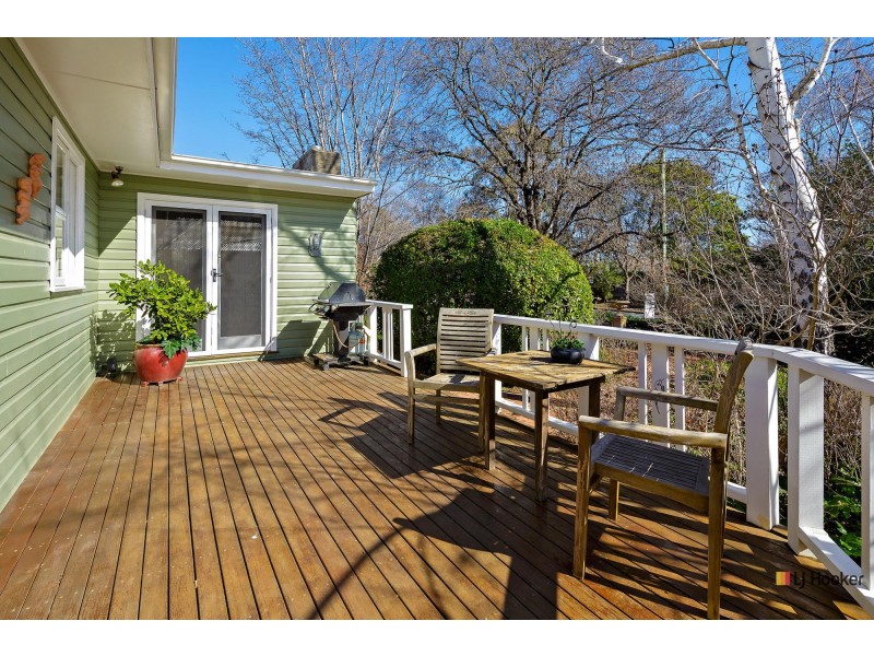 18 Eady Street, Dickson ACT 2602