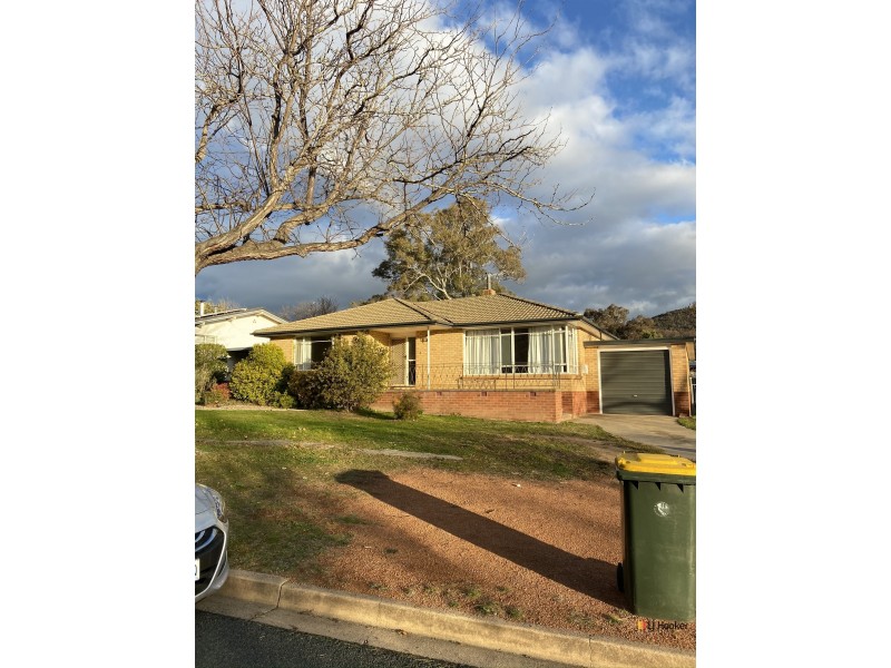 35 Russell Street, Hackett ACT 2602
