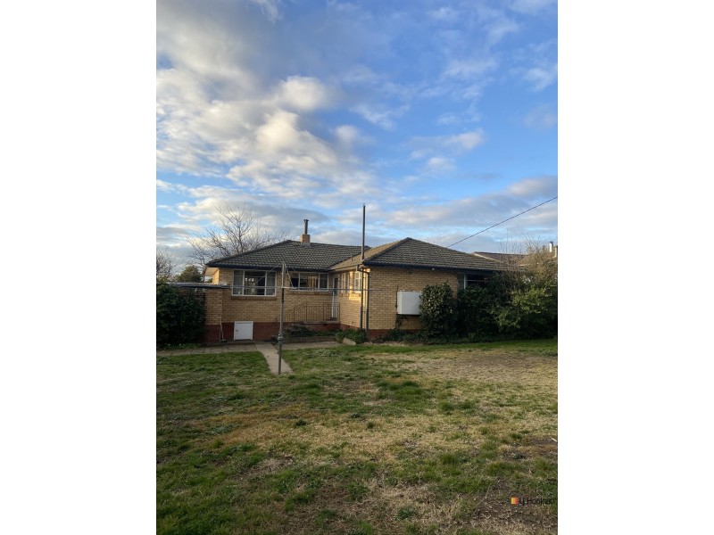 35 Russell Street, Hackett ACT 2602