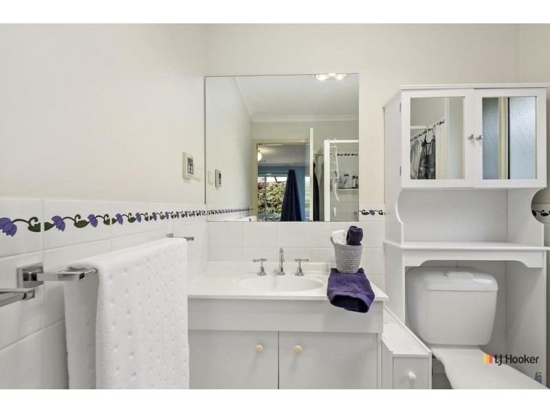 33 Dooland Court, Nicholls ACT 2913