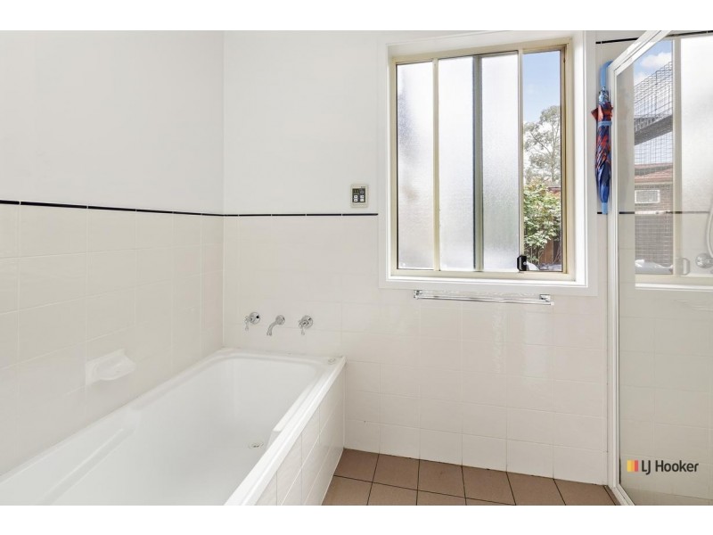 33 Dooland Court, Nicholls ACT 2913