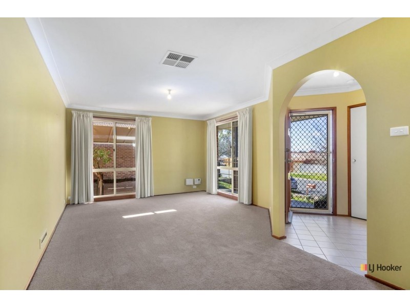 39 Amagula Avenue, Ngunnawal ACT 2913