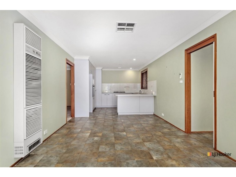 39 Amagula Avenue, Ngunnawal ACT 2913