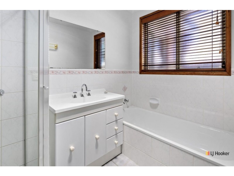39 Amagula Avenue, Ngunnawal ACT 2913