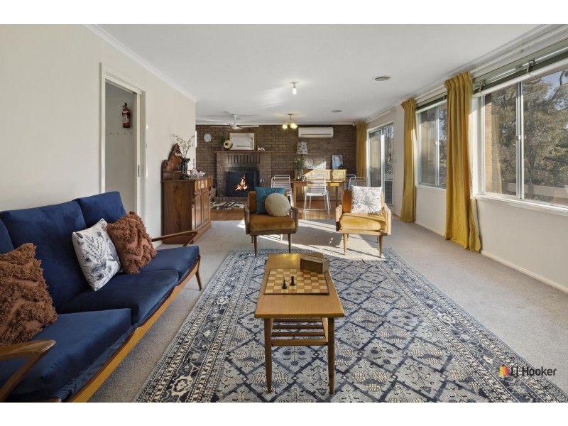 10 Selwyn Street, Hackett ACT 2602