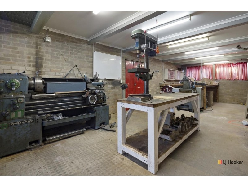 10 Selwyn Street, Hackett ACT 2602