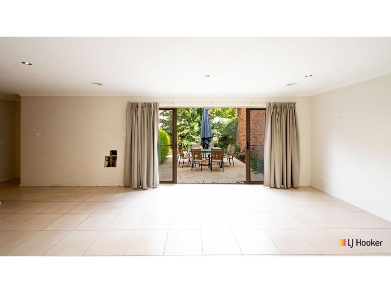 14 Erdos Street, Bruce ACT 2617