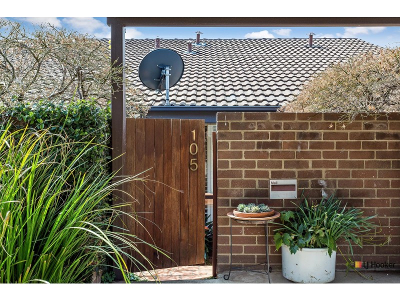 105 Hallen Close, Phillip ACT 2606