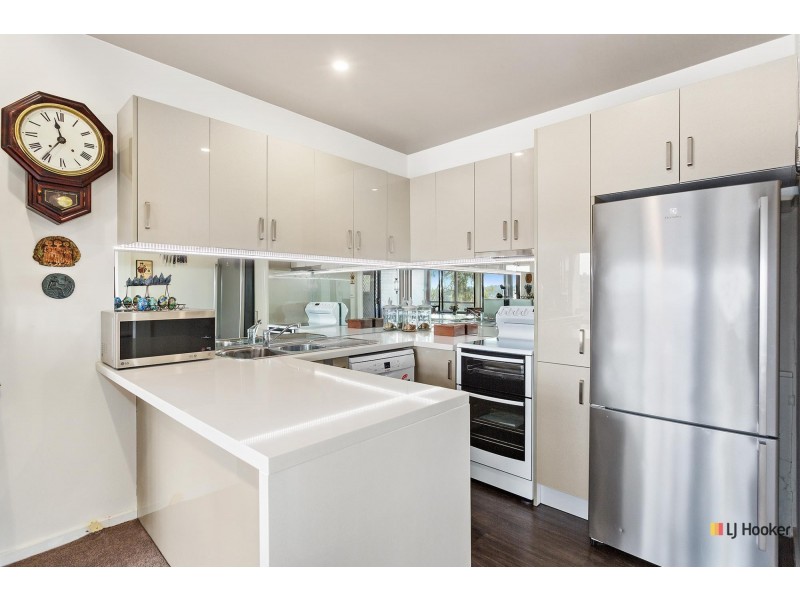 105 Hallen Close, Phillip ACT 2606