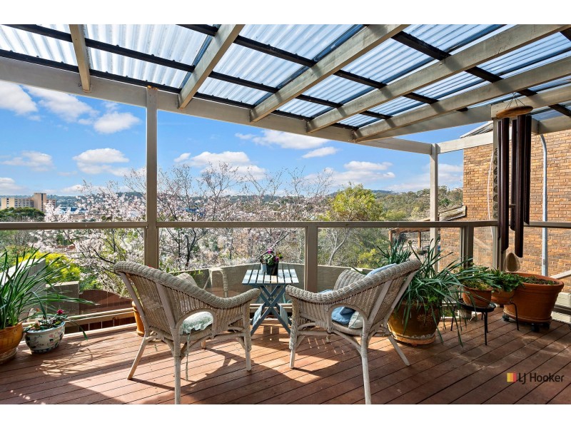 105 Hallen Close, Phillip ACT 2606