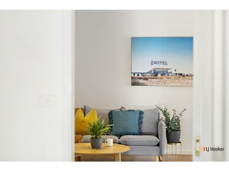 2 Swallow Street, Dunlop ACT 2615