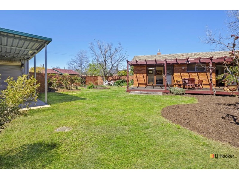 1 Becker Place, Downer ACT 2602