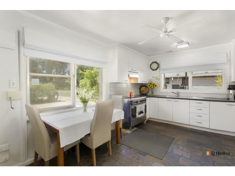 245 Antill Street, Watson ACT 2602
