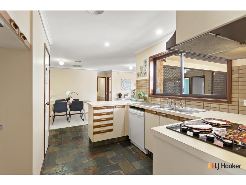 51 Vagabond Crescent, Mckellar ACT 2617