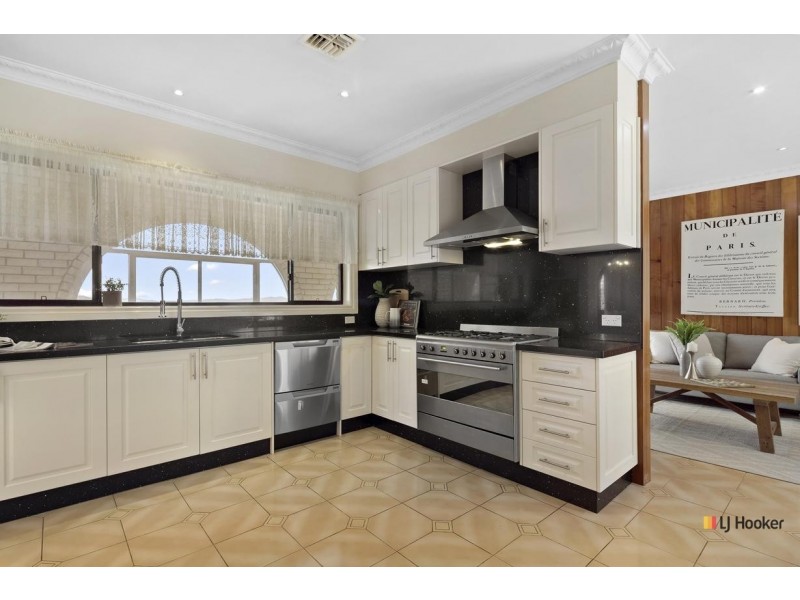 20 Claxton Crescent, Lyneham ACT 2602