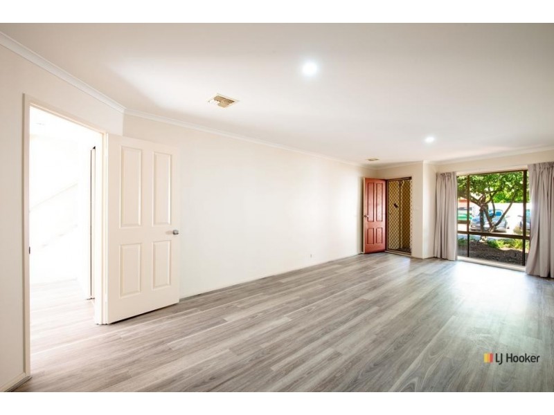 24/14 Federal Highway, Watson ACT 2602