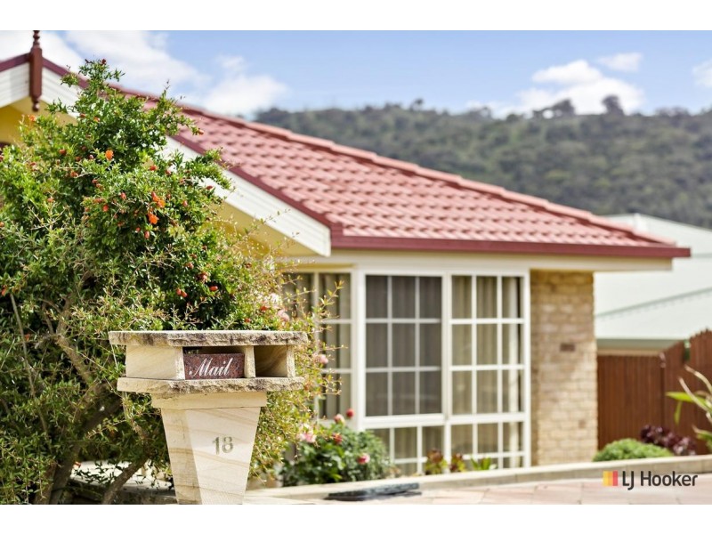 18 Kettlewell Crescent, Banks ACT 2906