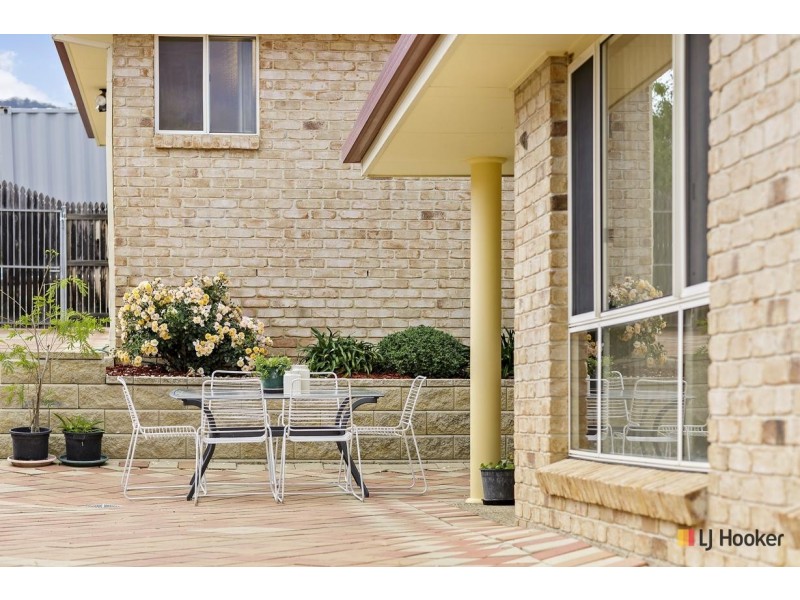 18 Kettlewell Crescent, Banks ACT 2906