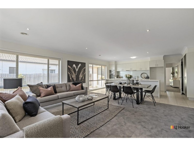 18 Mary Kitson Street, Watson ACT 2602