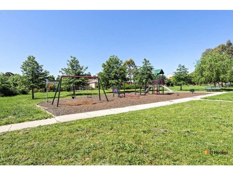 18 Mary Kitson Street, Watson ACT 2602