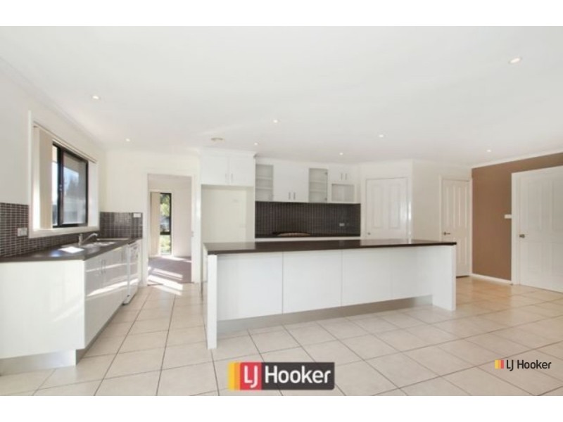 42 Kitty McEwan Street, Mckellar ACT 2617