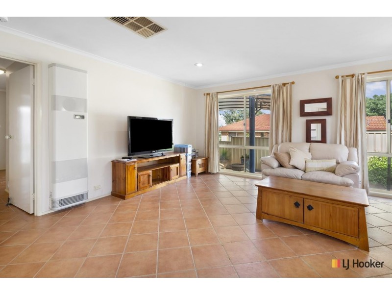 5 Arabanoo Crescent, Ngunnawal ACT 2913