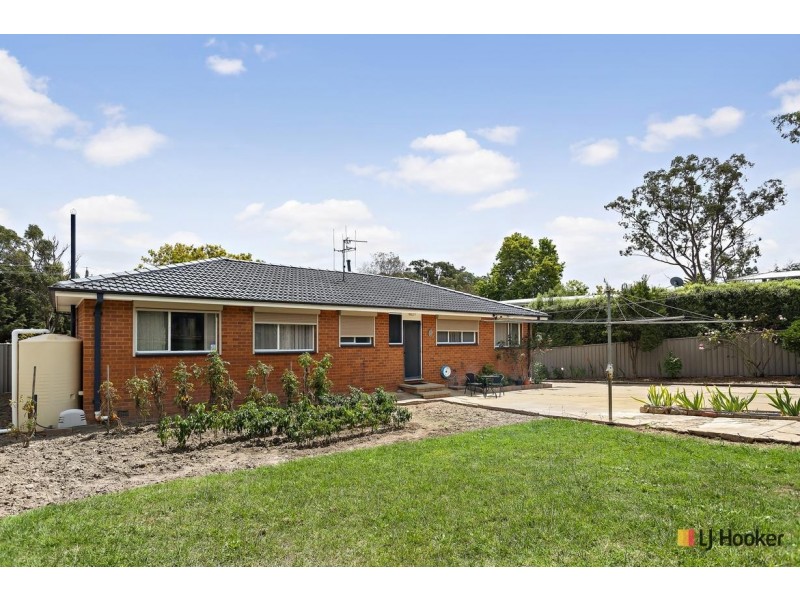 35 Wilkins Street, Mawson ACT 2607