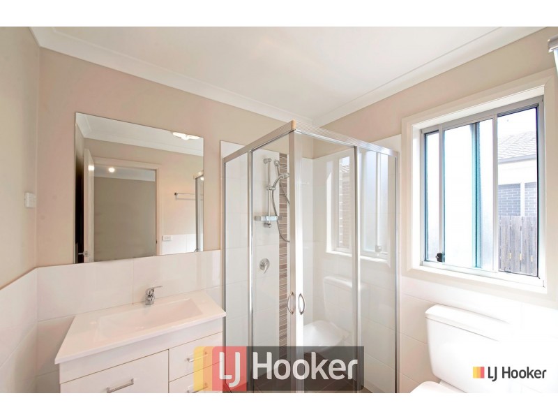 11 Salisbury Street, Casey ACT 2913
