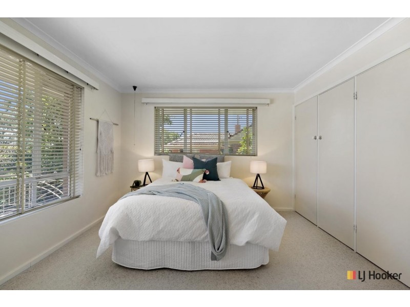 4 Caley Crescent, Narrabundah ACT 2604