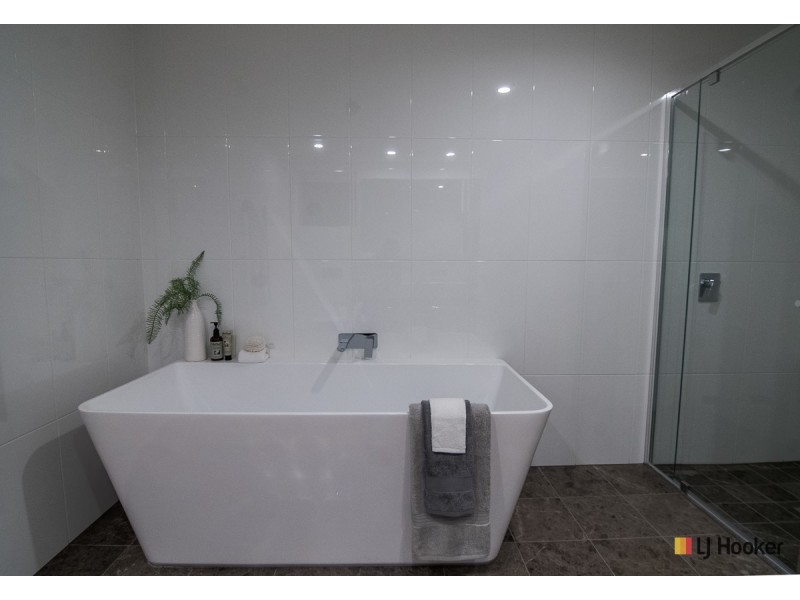 188/45 West Row, City ACT 2601
