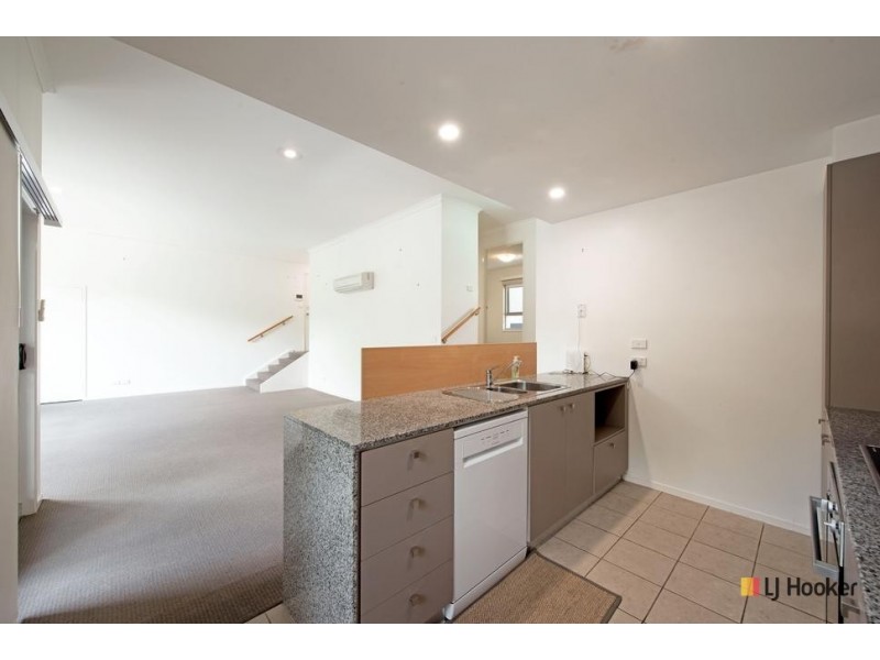 11/62 Lowanna Street, Braddon ACT 2612