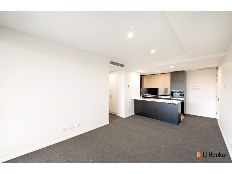 60/81 Consitution Avenue, Campbell ACT 2612