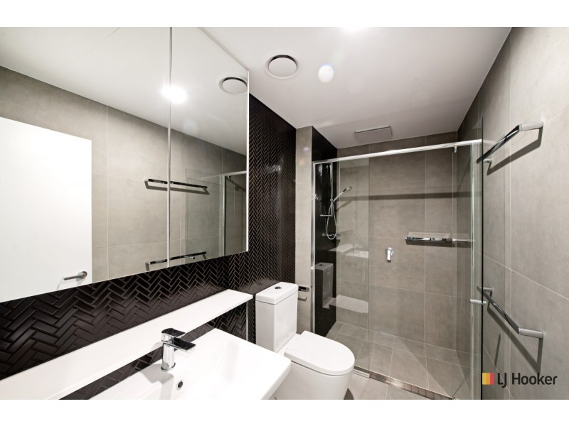 60/81 Consitution Avenue, Campbell ACT 2612