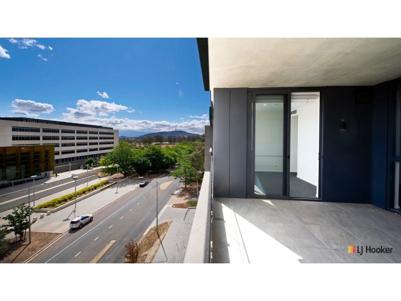 60/81 Consitution Avenue, Campbell ACT 2612