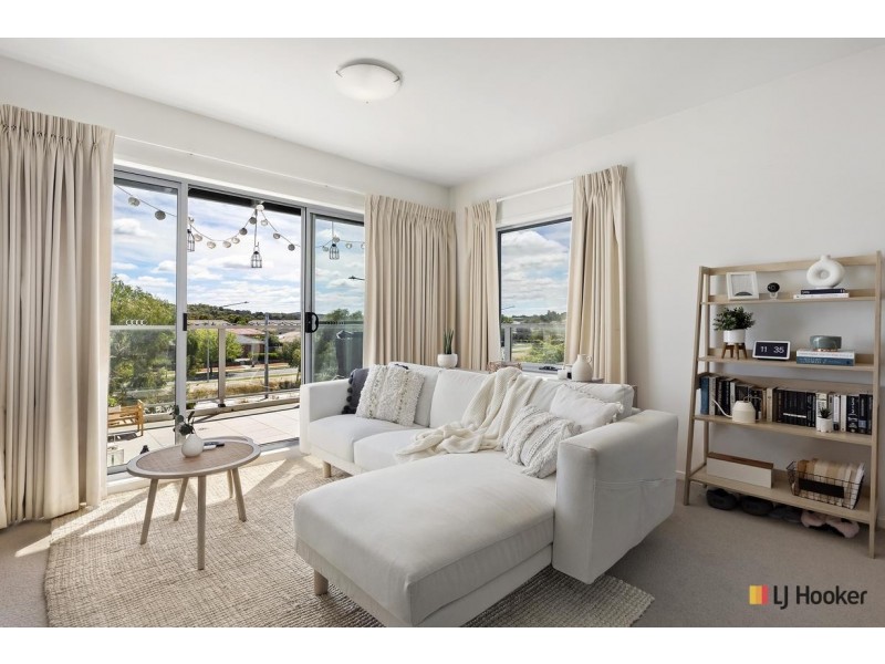18/329 Flemington Road, Franklin ACT 2913