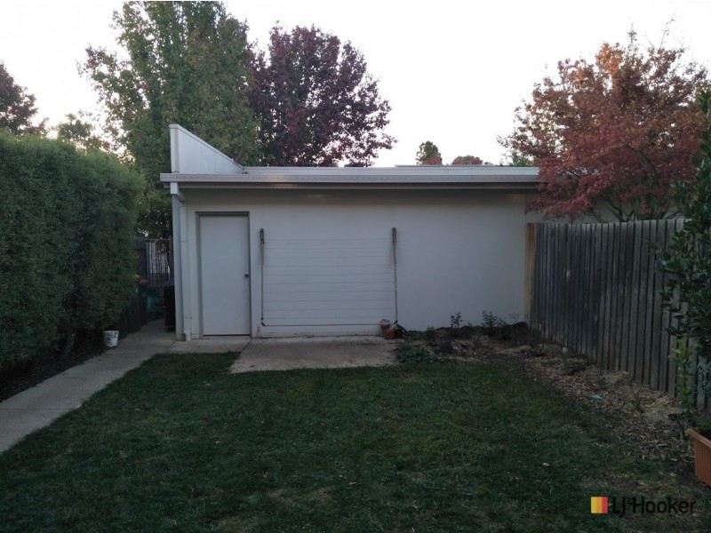 9 Bettie McNee Street, Watson ACT 2602