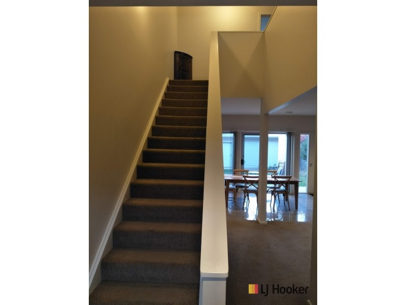 9 Bettie McNee Street, Watson ACT 2602