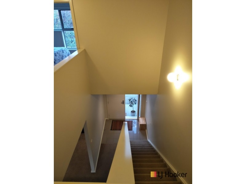 9 Bettie McNee Street, Watson ACT 2602