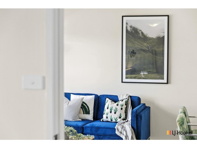 8/75 Elizabeth Jolley Crescent, Franklin ACT 2913