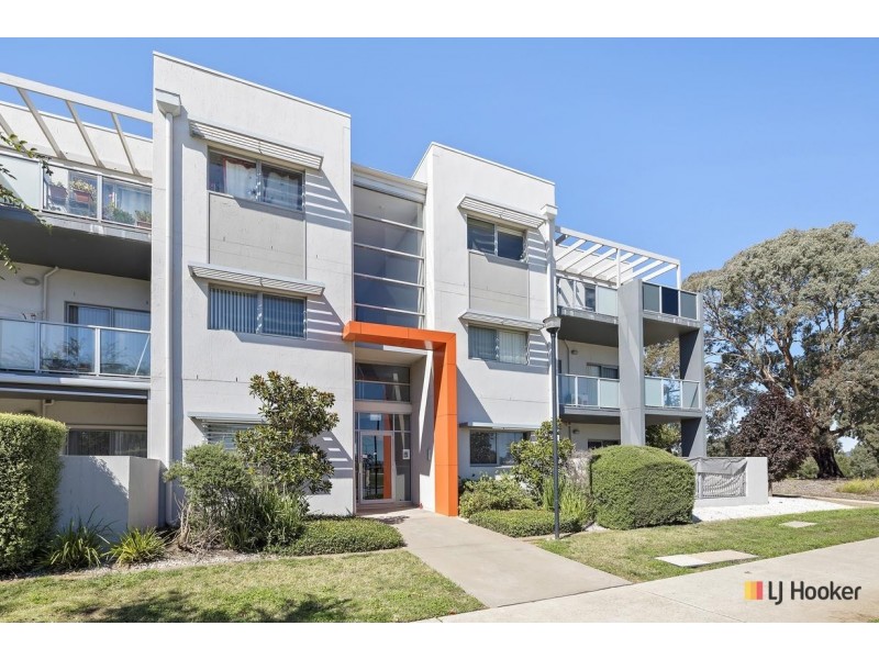 8/75 Elizabeth Jolley Crescent, Franklin ACT 2913