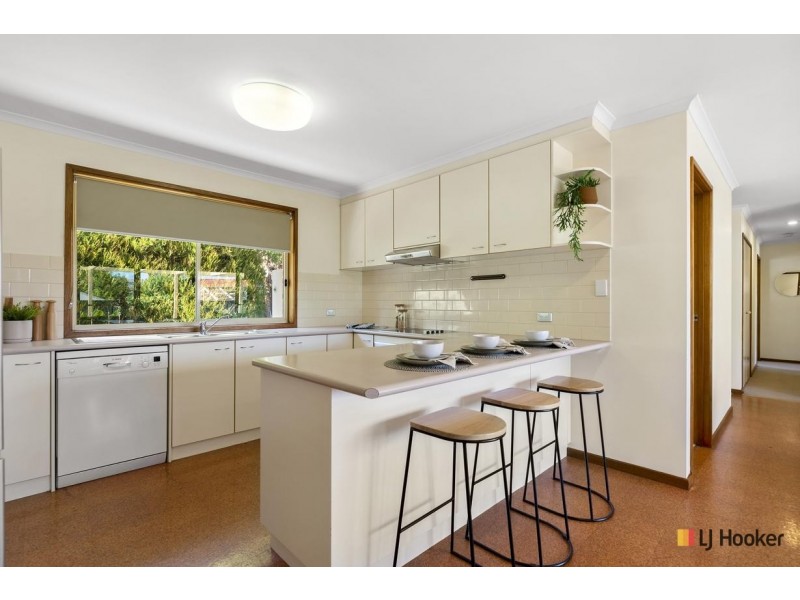 4 Conjola Close, Amaroo ACT 2914