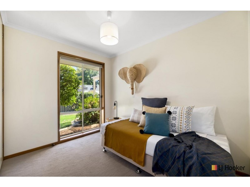 4 Conjola Close, Amaroo ACT 2914
