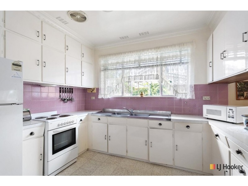 134 Mackenzie Street, Hackett ACT 2602