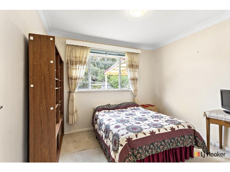 134 Mackenzie Street, Hackett ACT 2602