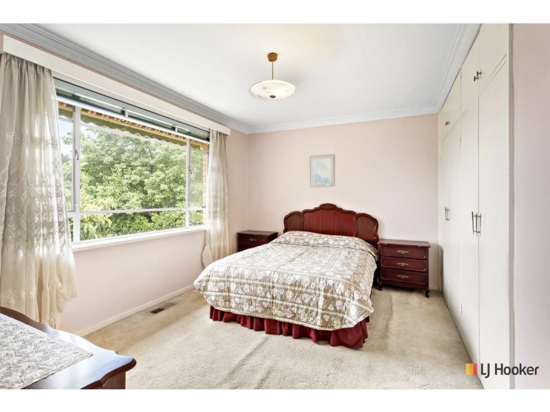 134 Mackenzie Street, Hackett ACT 2602
