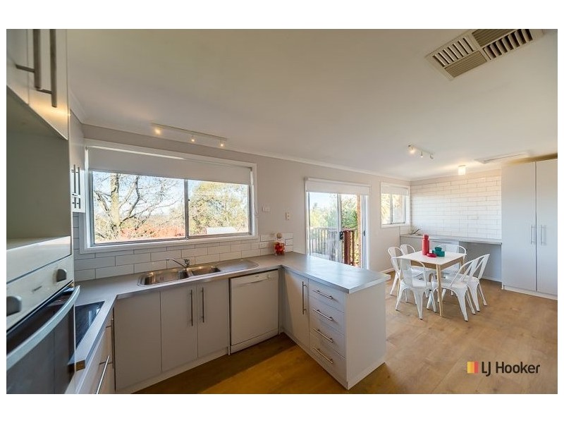 18 Castles Place, Melba ACT 2615